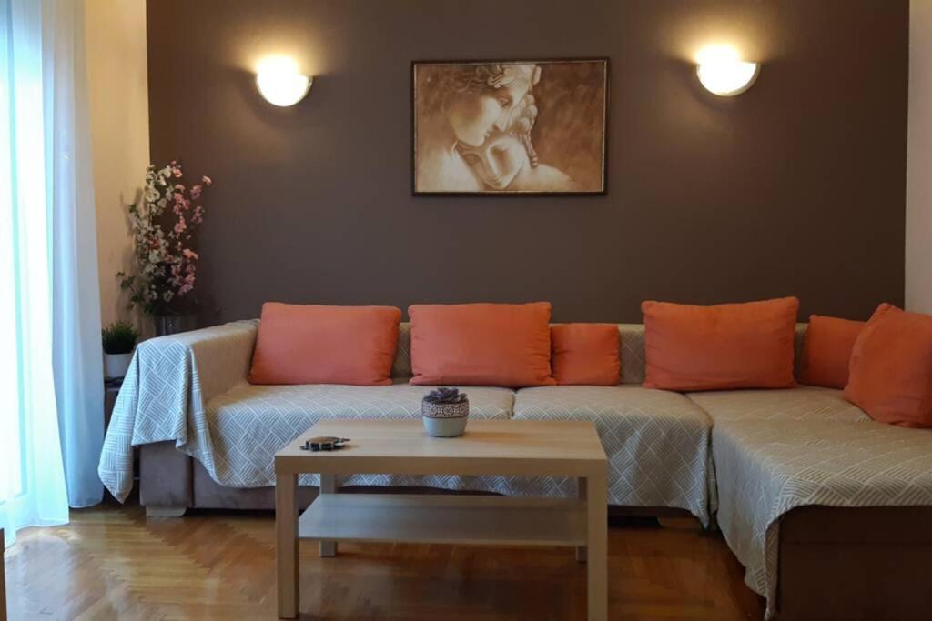 Georgia'S Cozy Apartment In Koukaki Athen Exterior foto